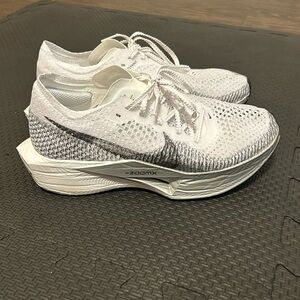Nike vaporfly, running shoes